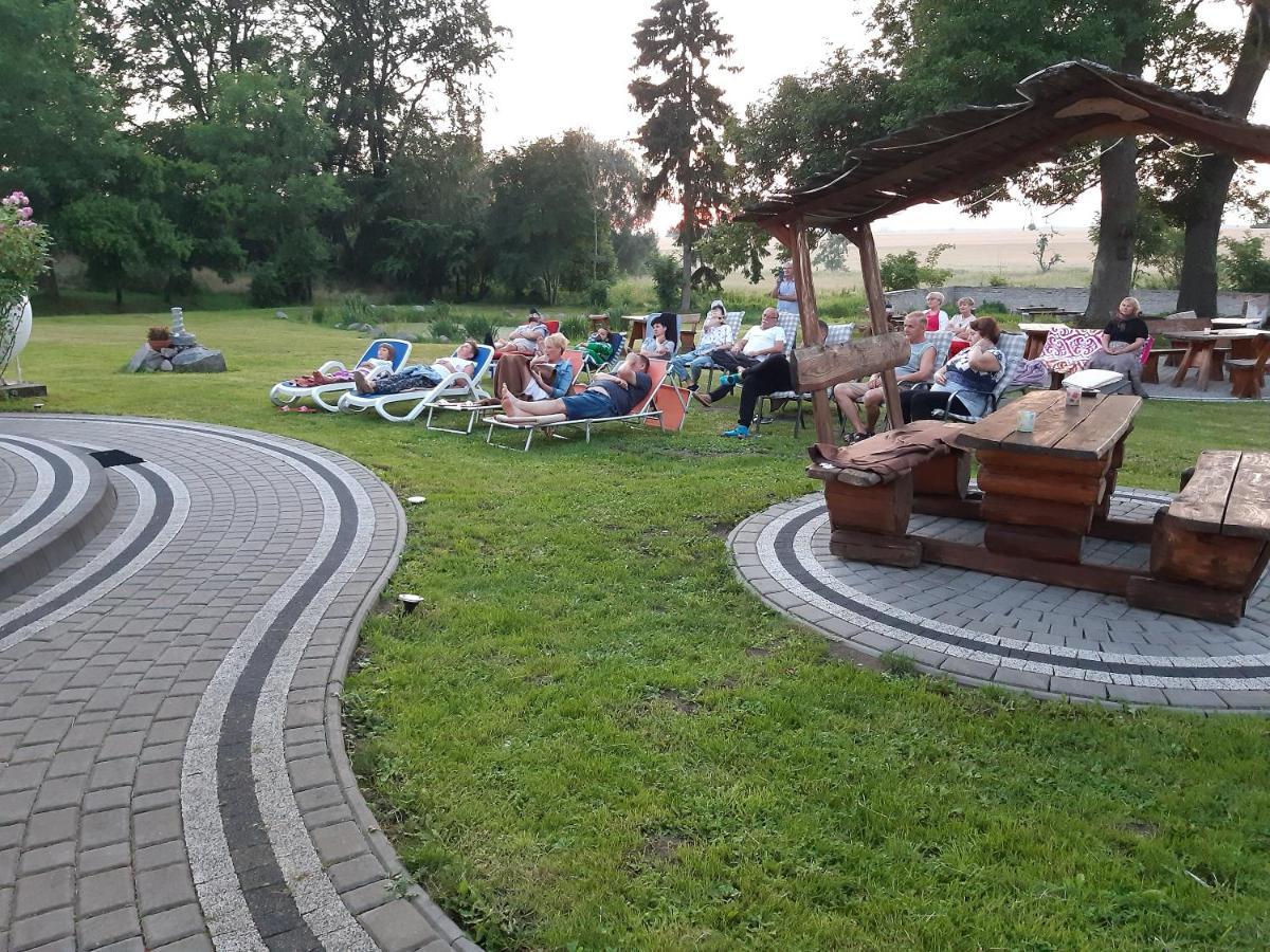 Dworek Natury Strzezenice Zewnętrze zdjęcie